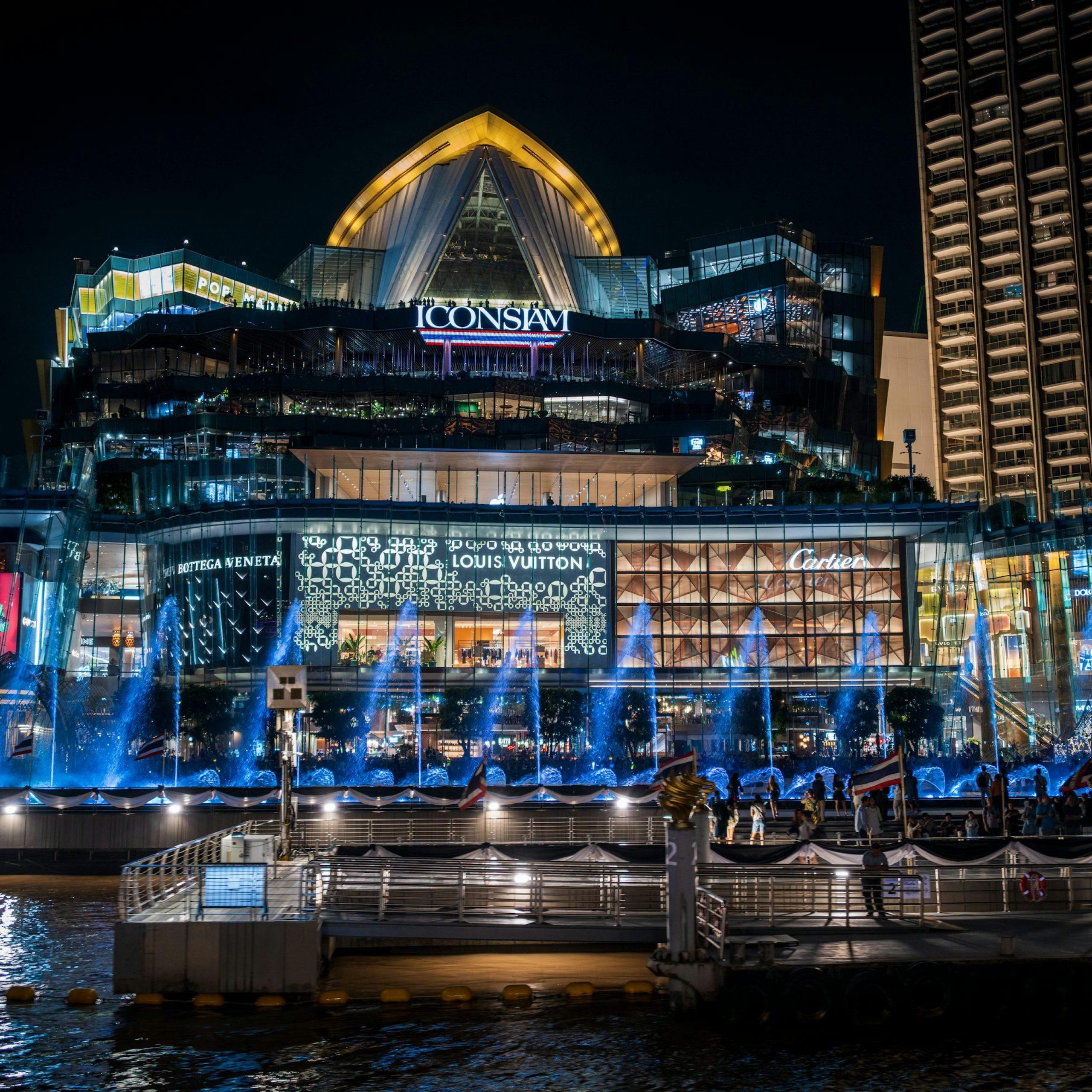 ICONSIAM beside the Chao Phraya River